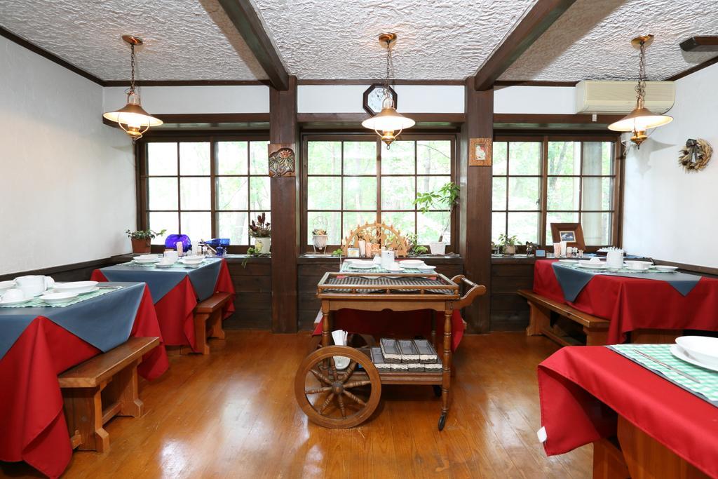 Pension Belnina Hakuba Exterior photo